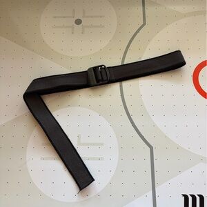 Classic Black Men's Belt